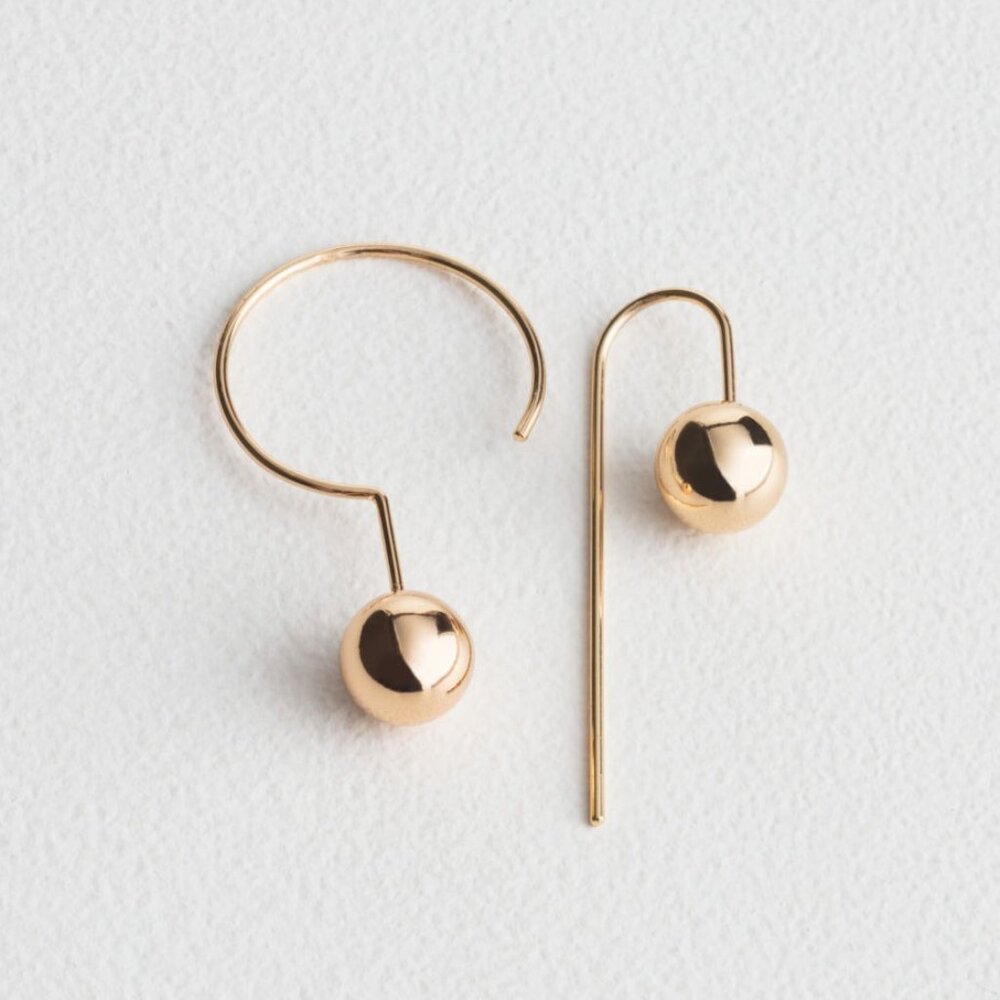 & Other Stories Asymmetric Sphere Earrings